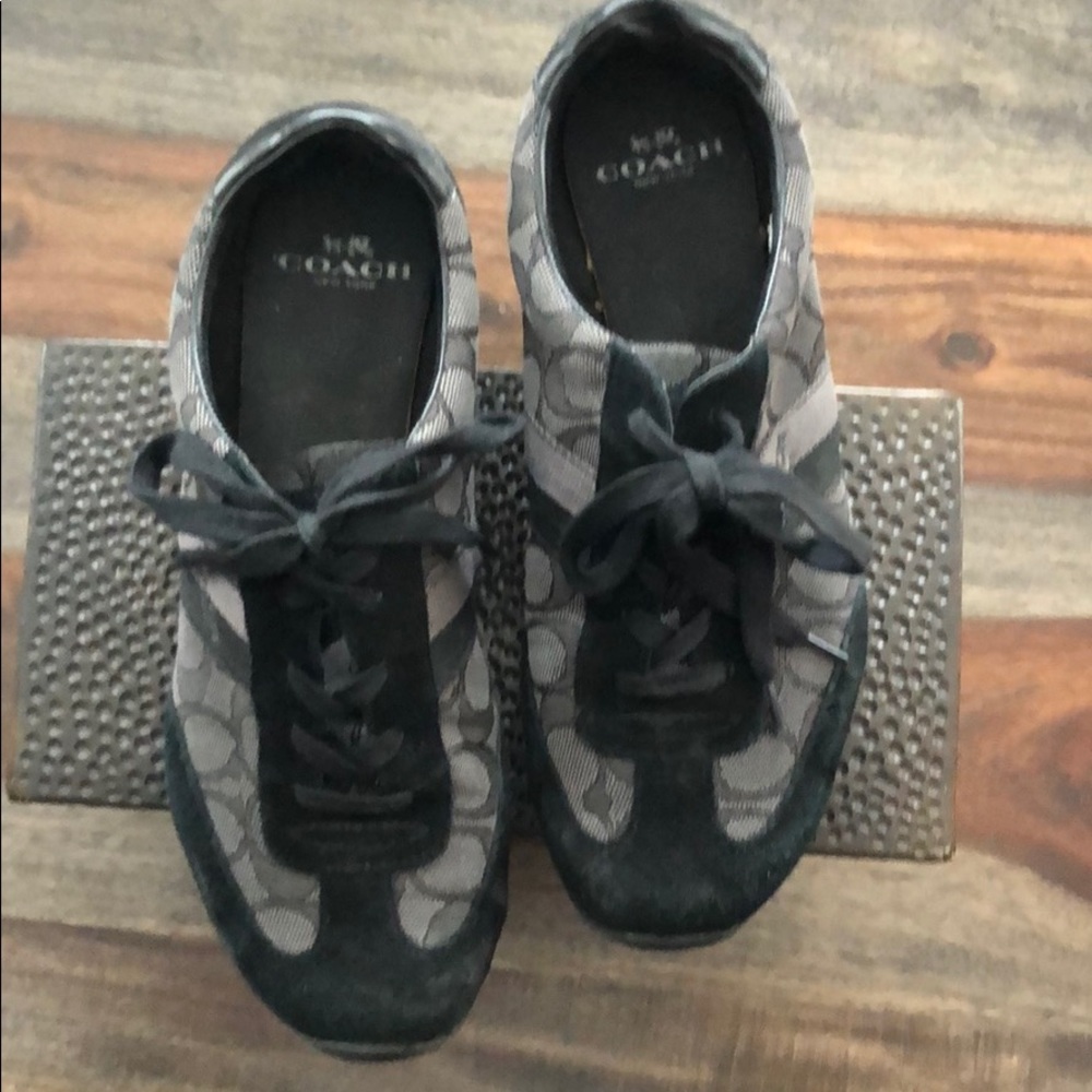 COACH - Kelson Monogram Sneakers (8.5)
